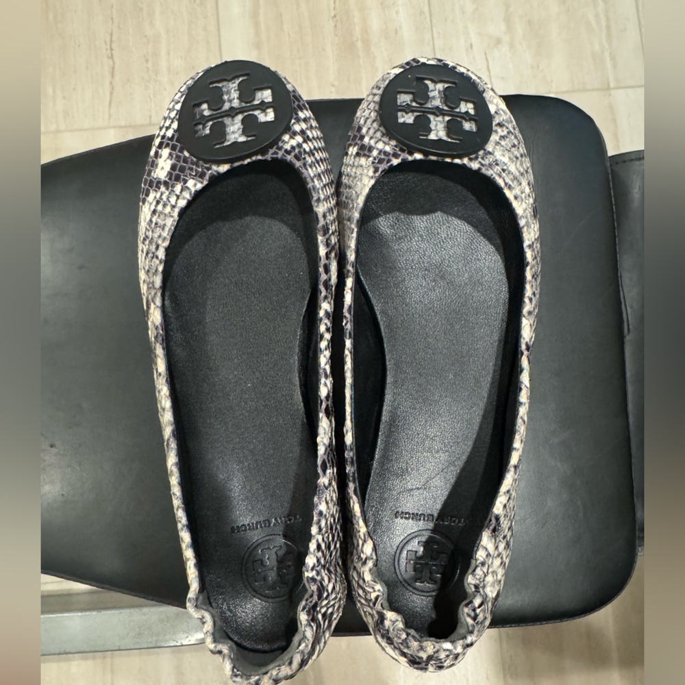 Tory Burch Snakeskin Flats - Black and Cream